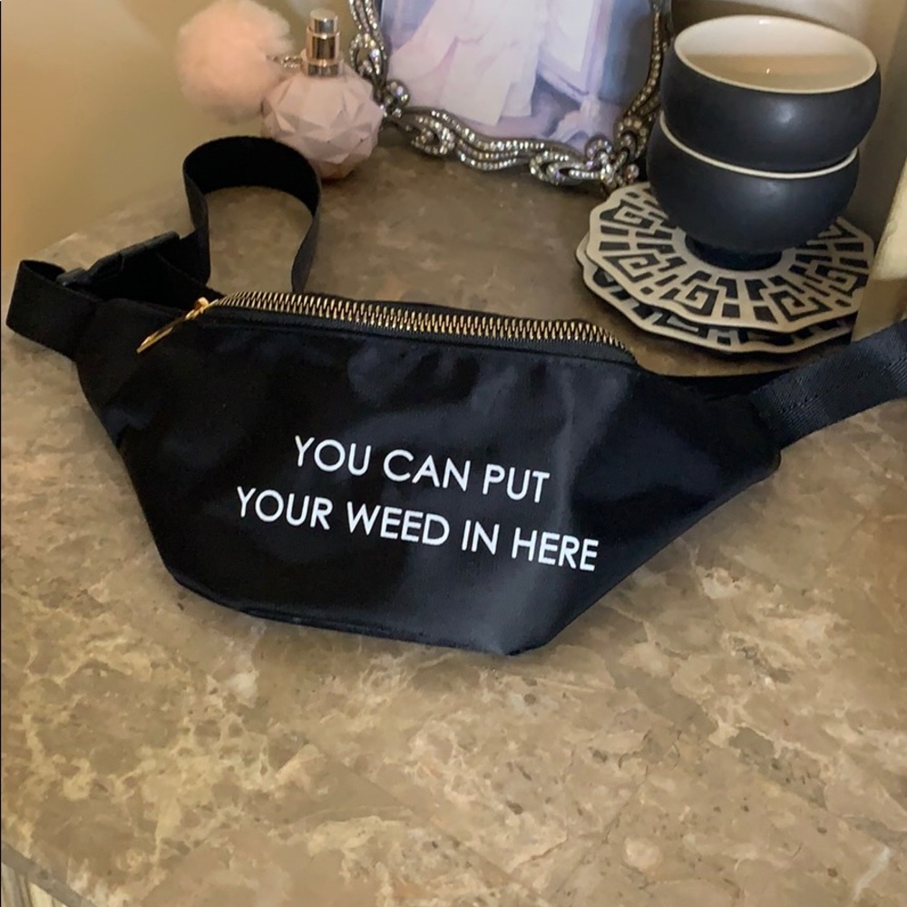 Fanny pack